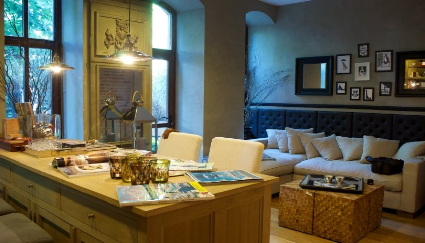 Which Residential Interior Design Firm in Ghaziabad Offers the Best Custom Designs?